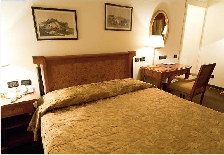Hotel Athena Сполето Екстериор снимка