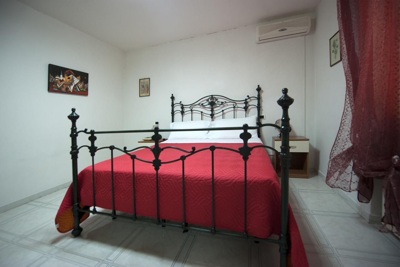 Hotel Athena Сполето Екстериор снимка