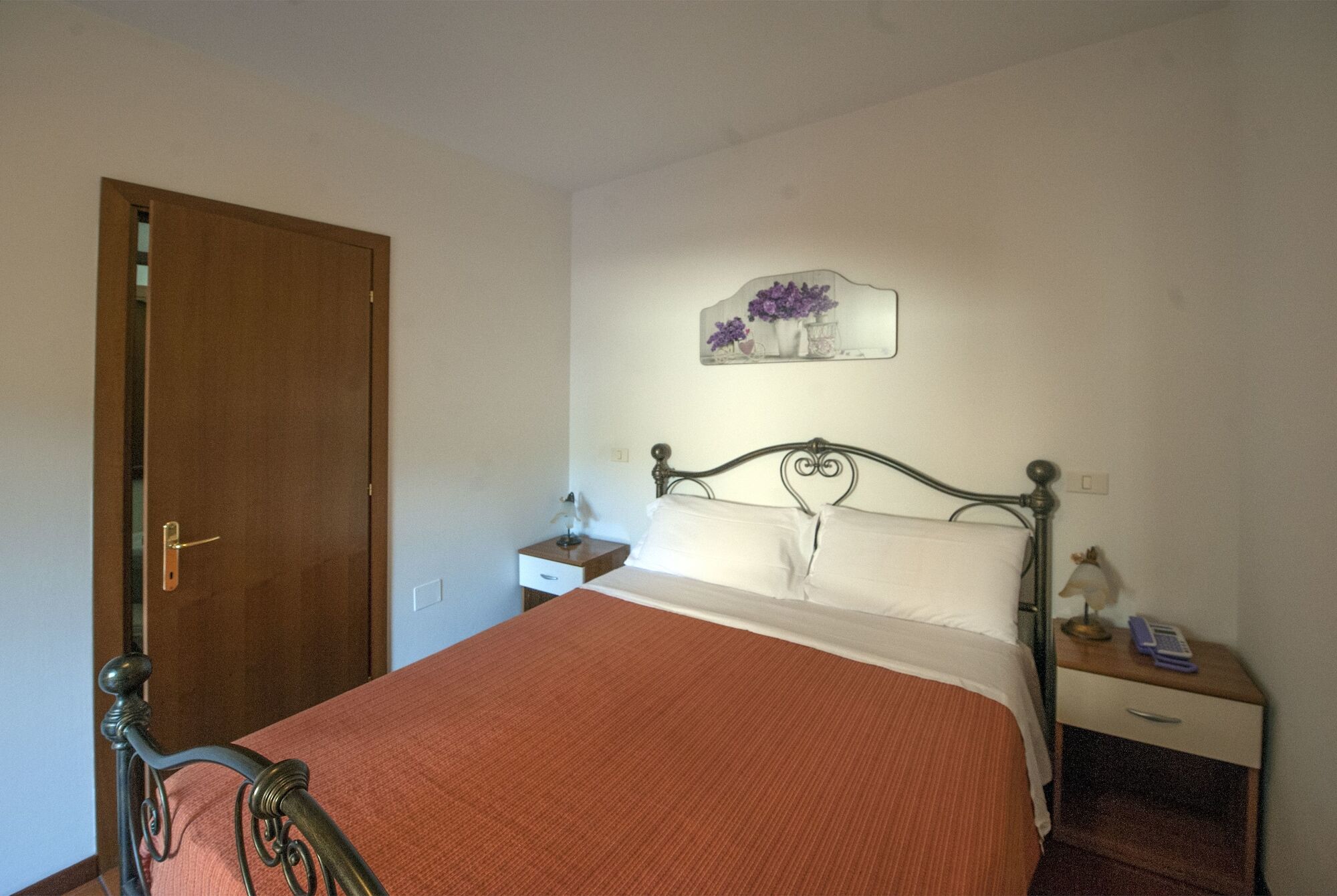 Hotel Athena Сполето Екстериор снимка